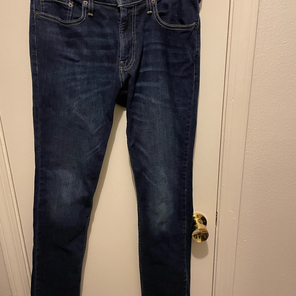 31x32 Hollister epic flex skinny jeans